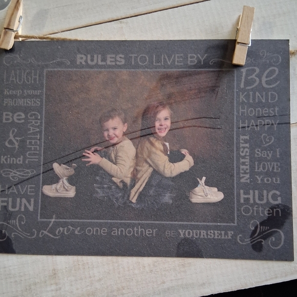 NWOT Grandkids Display Wall Hanging   Size 24"×10" - Picture 4 of 8